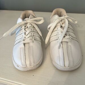 IK Swiss Women’s Sz 6.5 White Leather Varsity Lace Up Court Sneakers